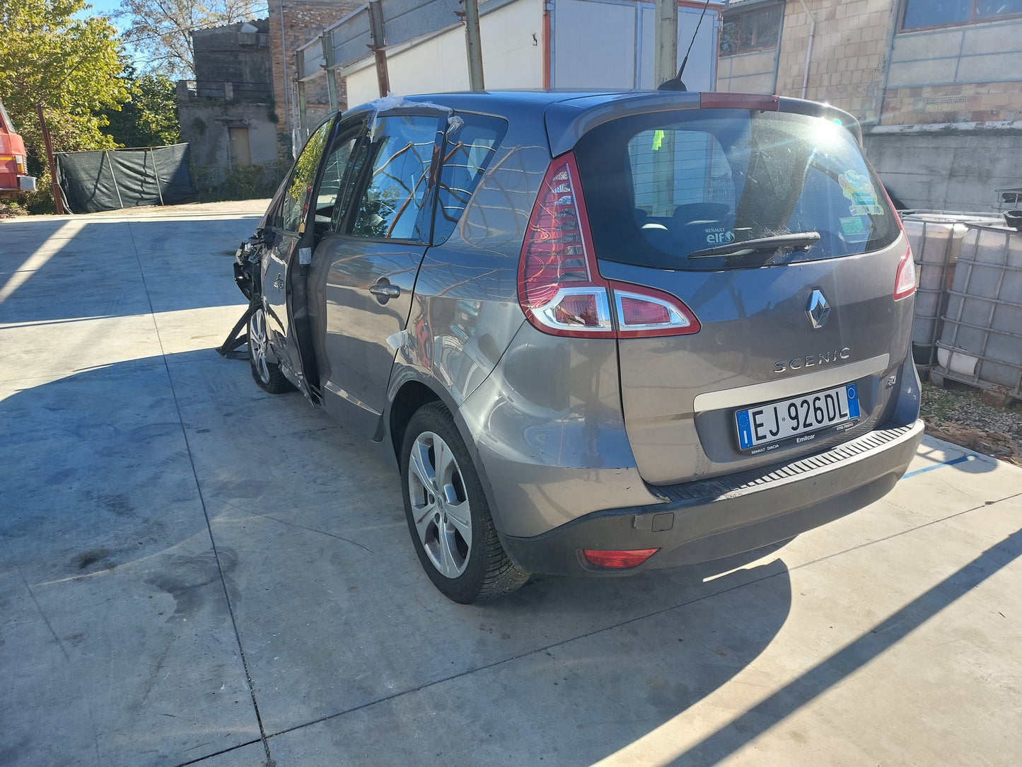 2011 Renault Scenic X-Mod Attractive