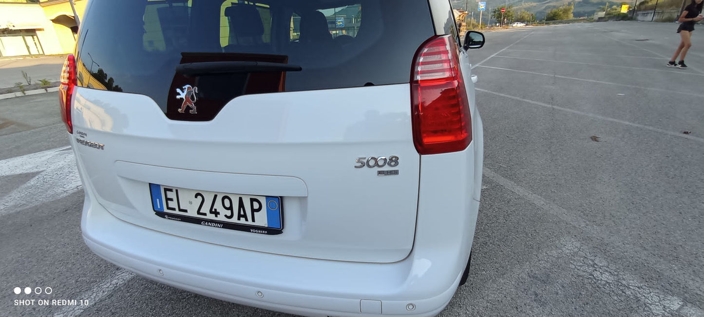 2012 Peugeot 5008