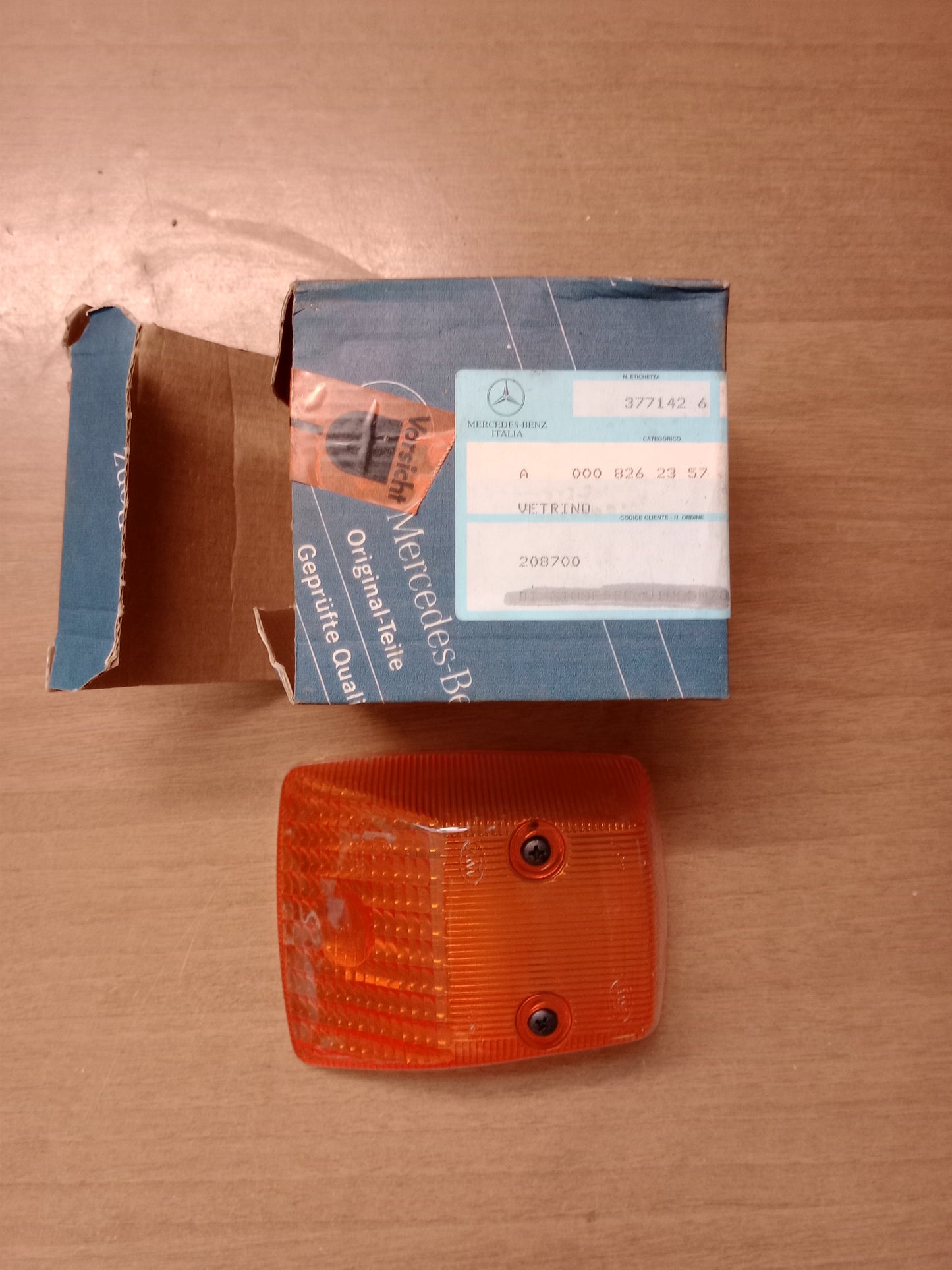 Lente indicatore di direzione anteriore Mercedes W460-W461 A0008262357