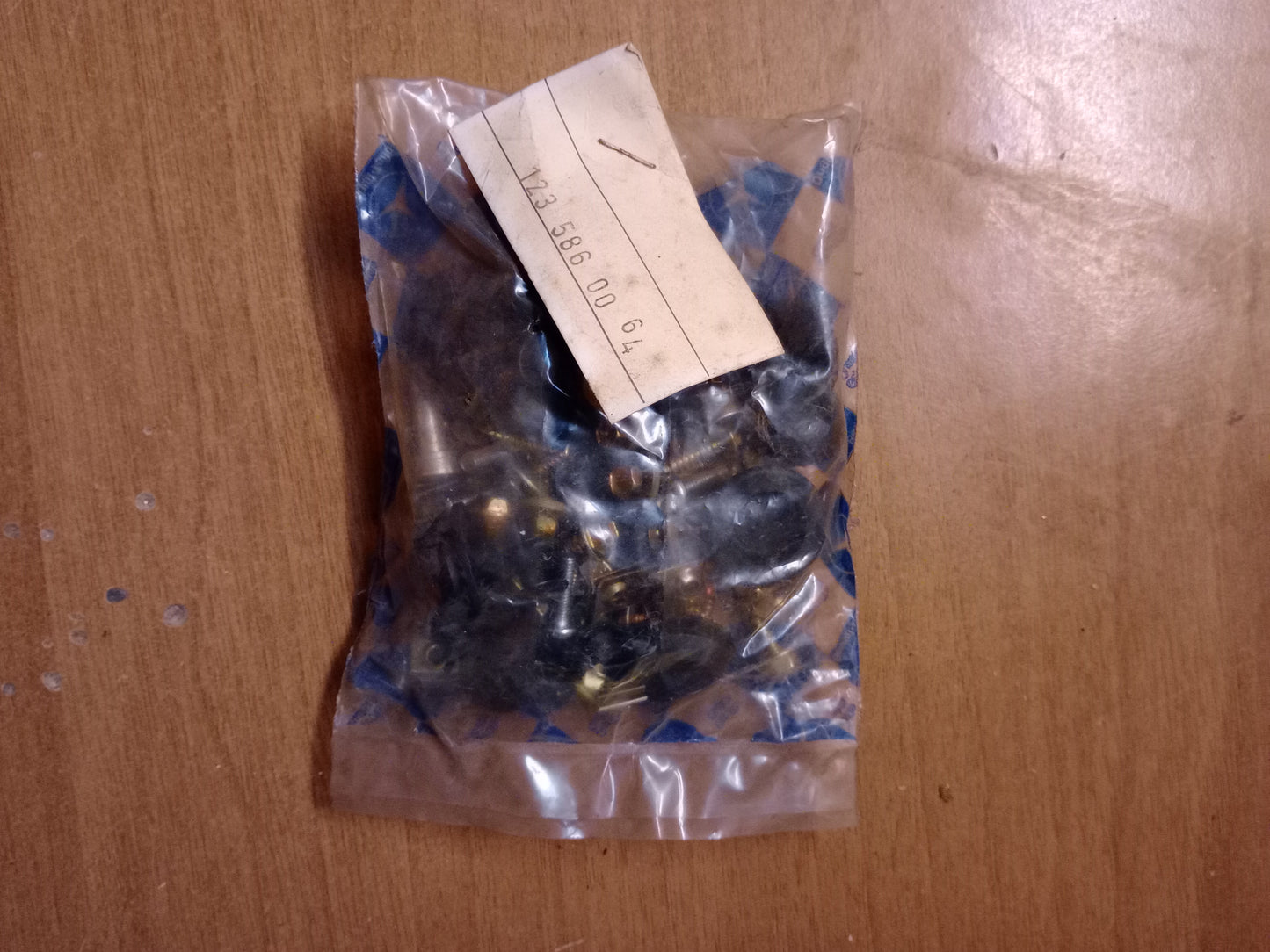 Repair kit, suspension kit, mounting kit OE number (1235860064)