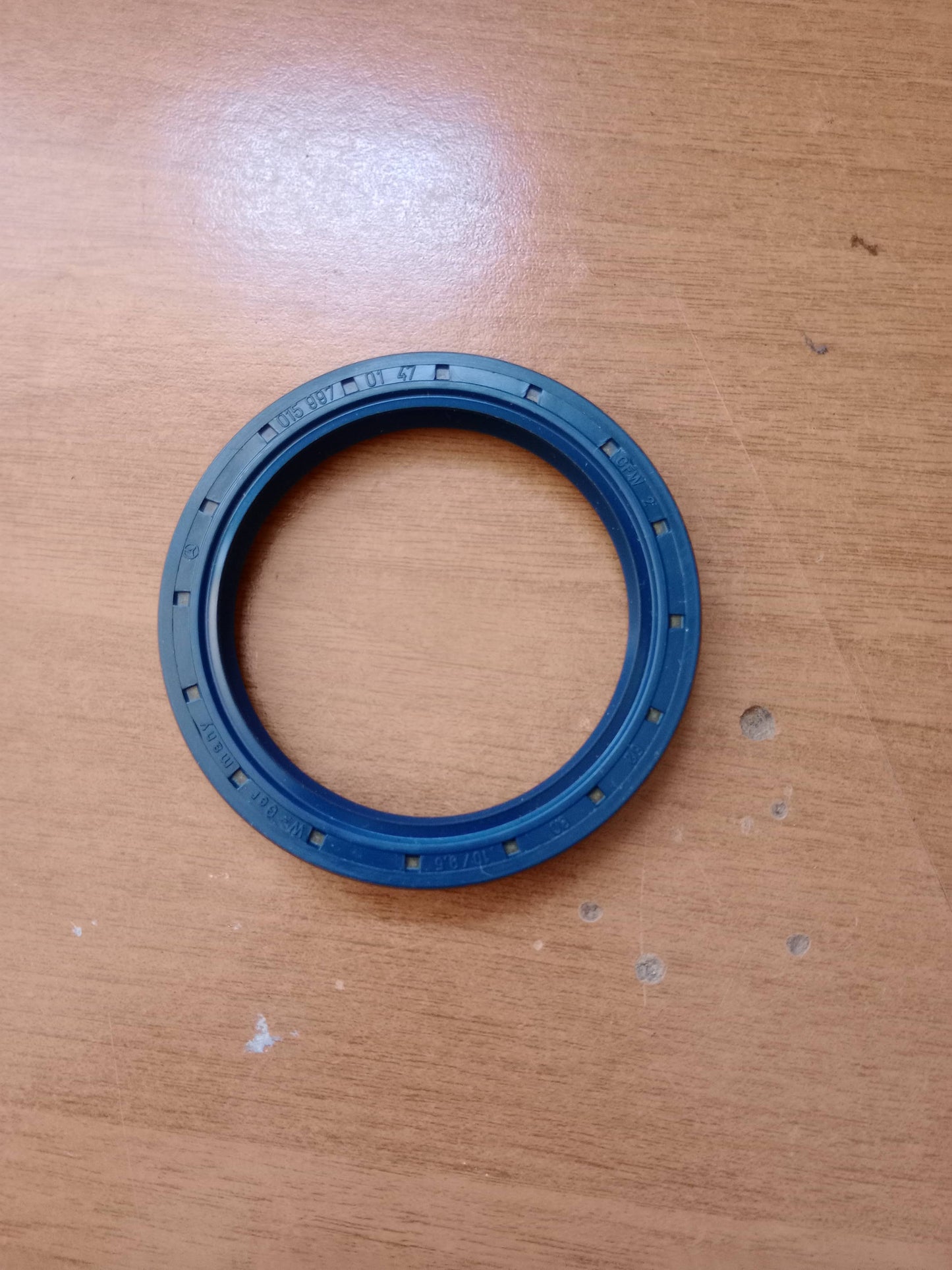 Paraolio mozzo ruota anteriore (A0159970147)