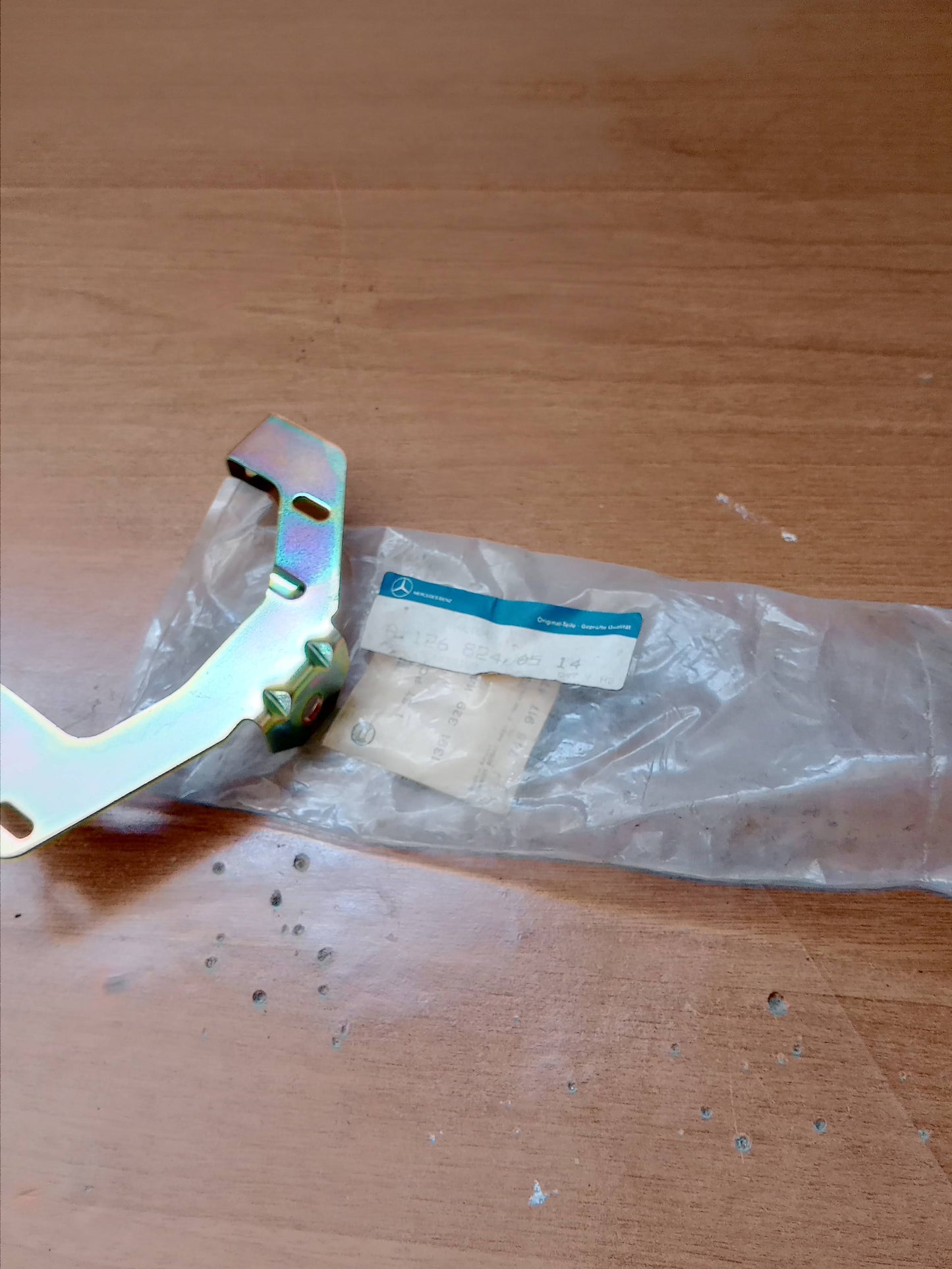 Supporto motorino tergicristalli A1268240154