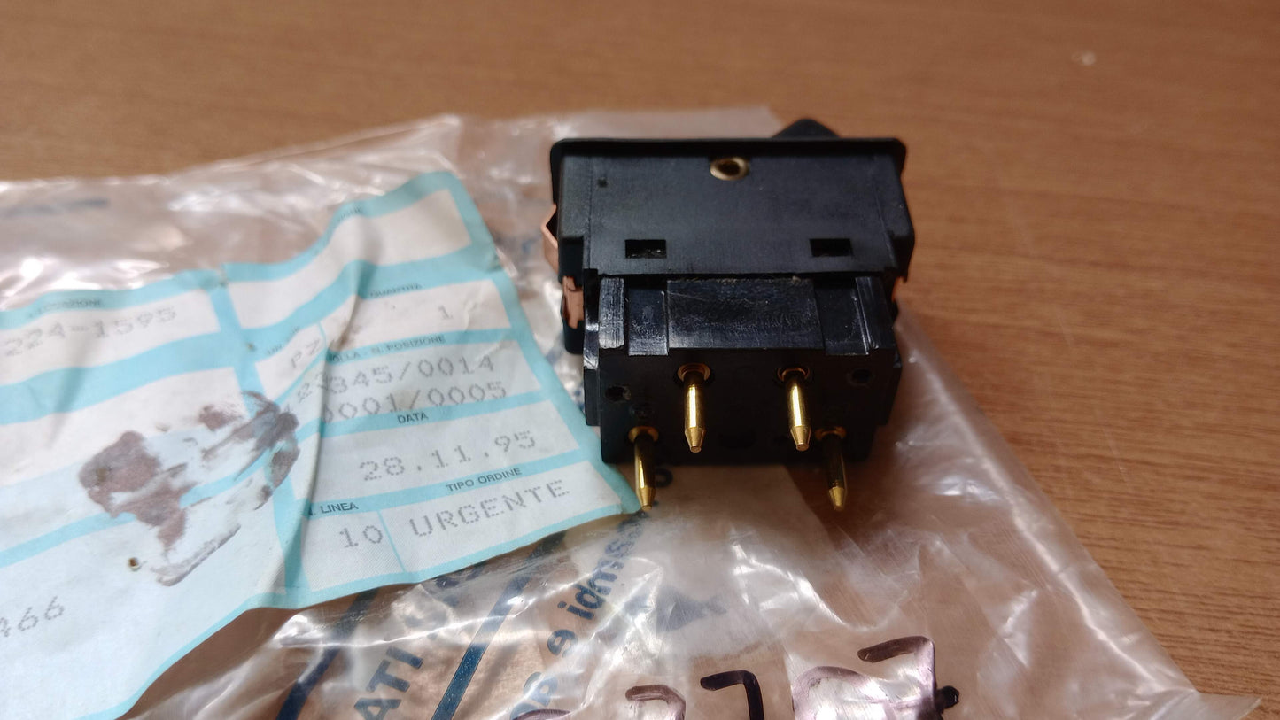 Interruttore tergicristalli(0015453707)