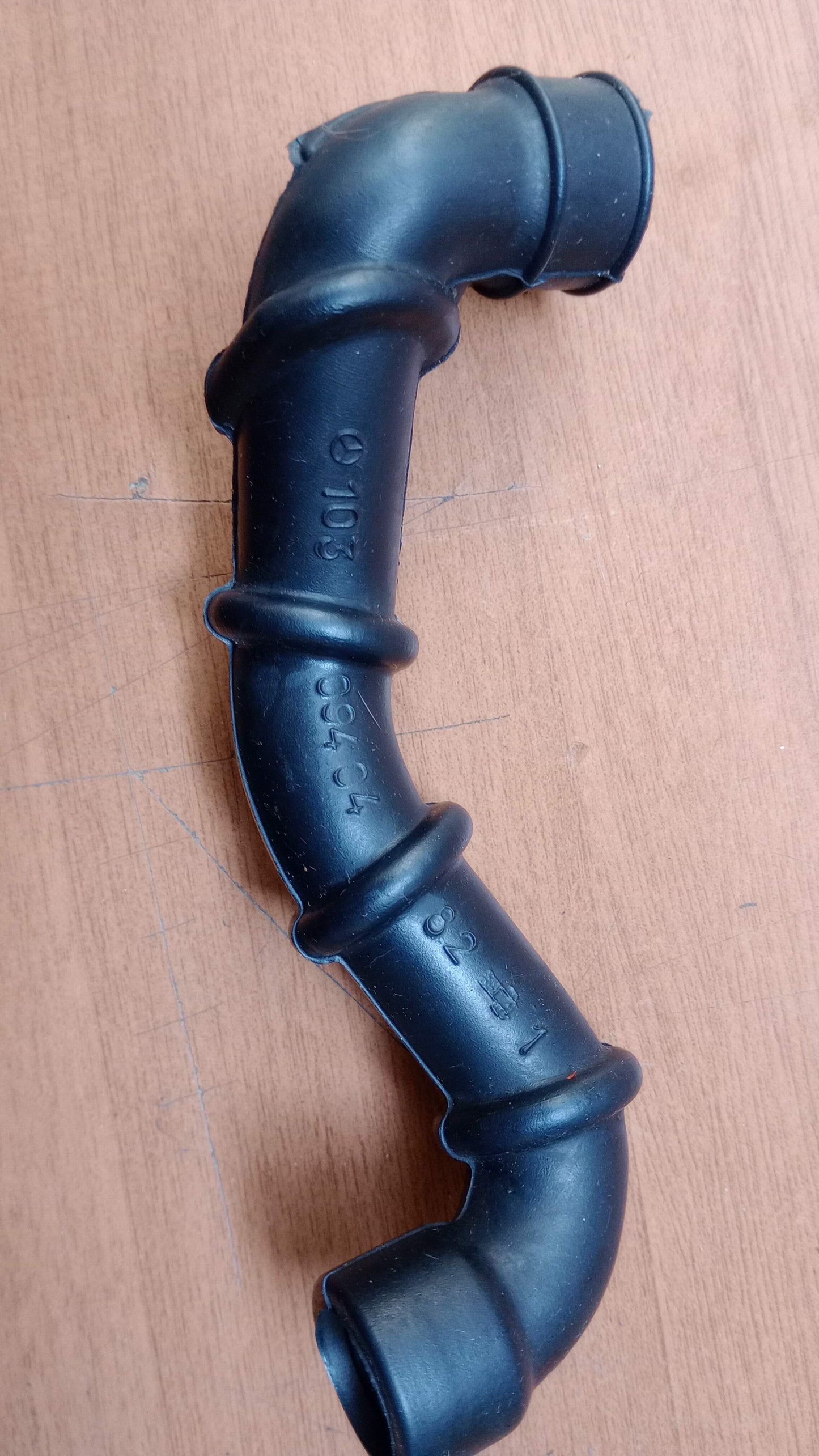 Tubo aspirazione Mercedes (A1030940482)