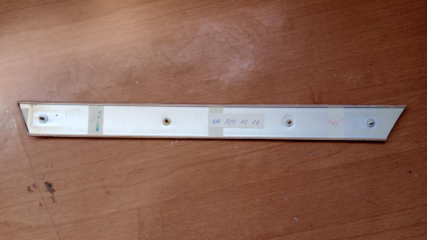 Modanatura anteriore destra Mercedes( A1247200222)