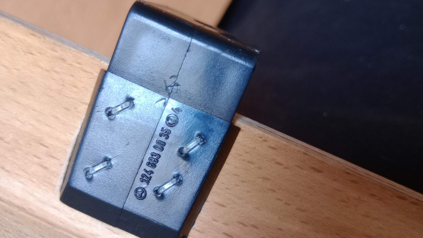 Copri console centrale Mercedes(A1246830035)
