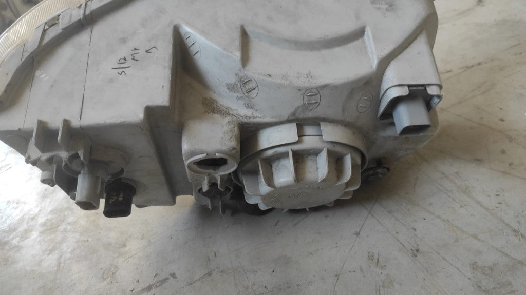 Faro Hyundai Atos
