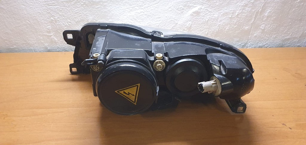 Faro Alfa Romeo