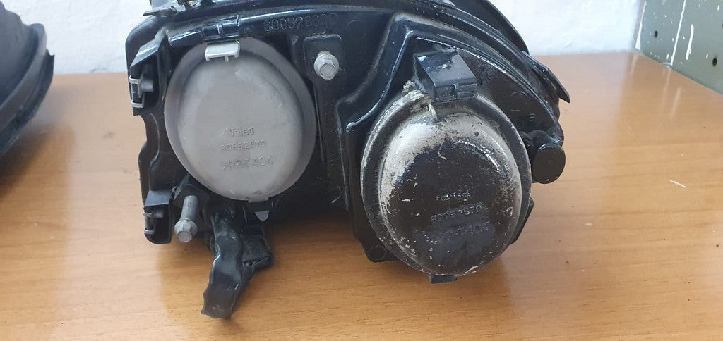 Faro Fiat barchetta