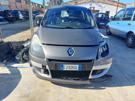 2011 Renault Scenic X-Mod Attractive