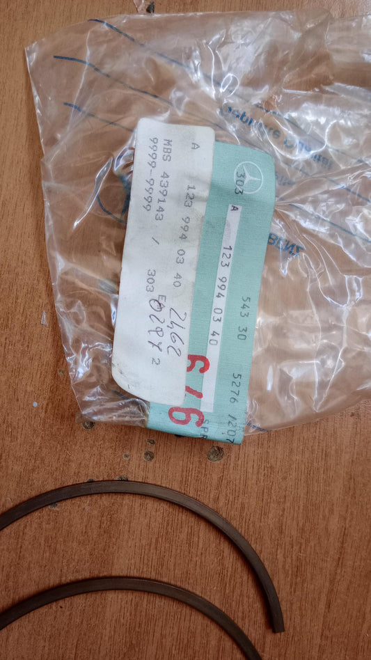 Anelli pistoni Mercedes (A1239940340)