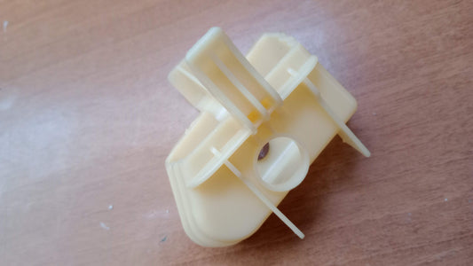 Supporto in plastica Mercedes (A2017200228)