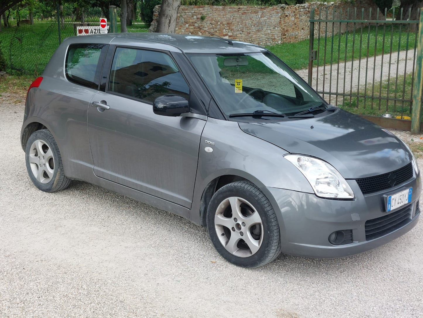 2005 Suzuki Swift